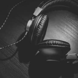 Crooner Channel FM